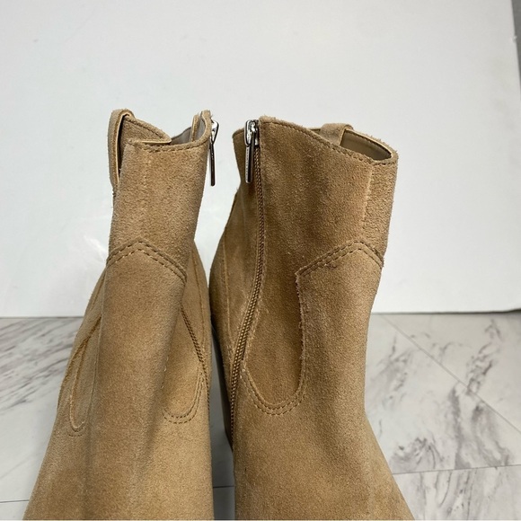 New! Vince Camuto Gredile Tan Suede Pointy Toe Bootie 11M - Picture 11 of 16